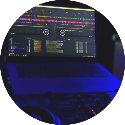 DJ